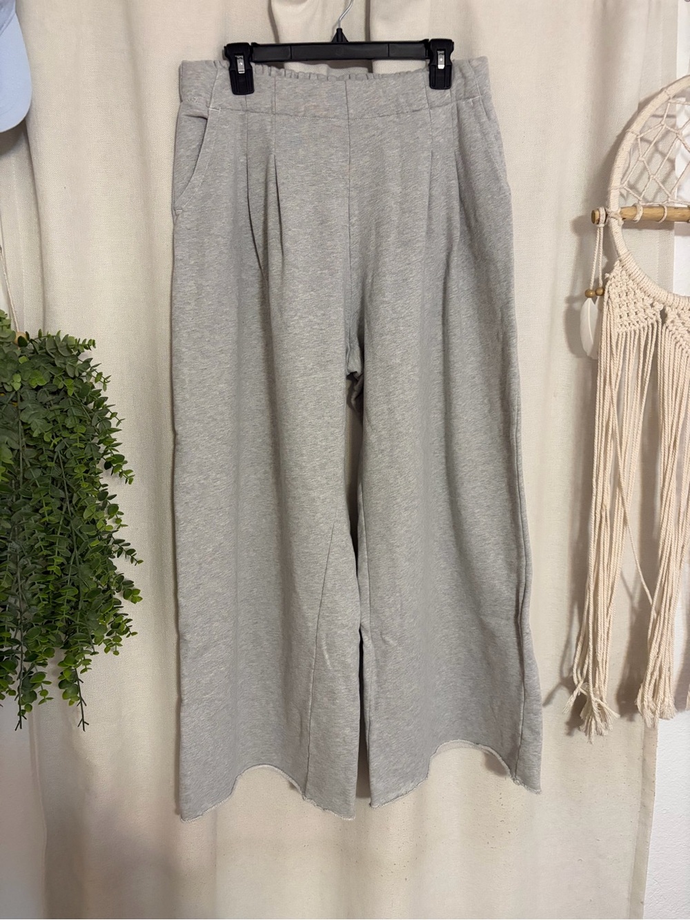 Aerie Wide Leg Gray Sweatpants